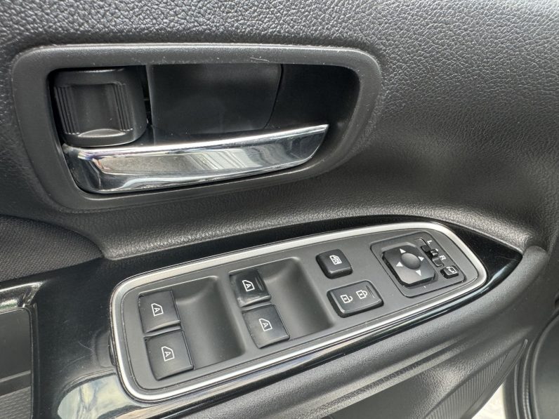 
								Mitsubishi Outlander 2.4 4WD Plug-In Hybrid Diamant+ full									