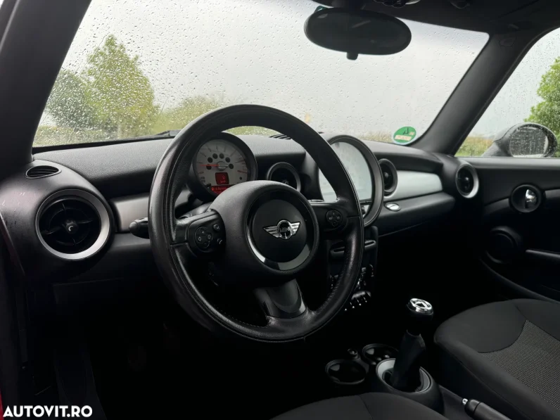 
								Mini One 1.6 Benzina 2011 full									