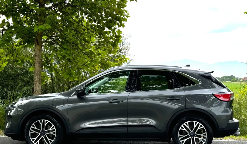 
								Ford Kuga 2.5 Duratec PHEV Titanium X full									