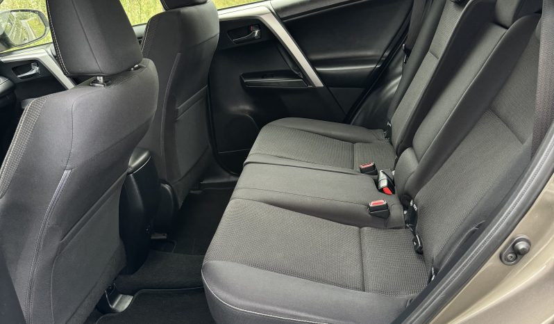 
								Toyota RAV4 2.0 D-4D 2WD Active  2016 full									