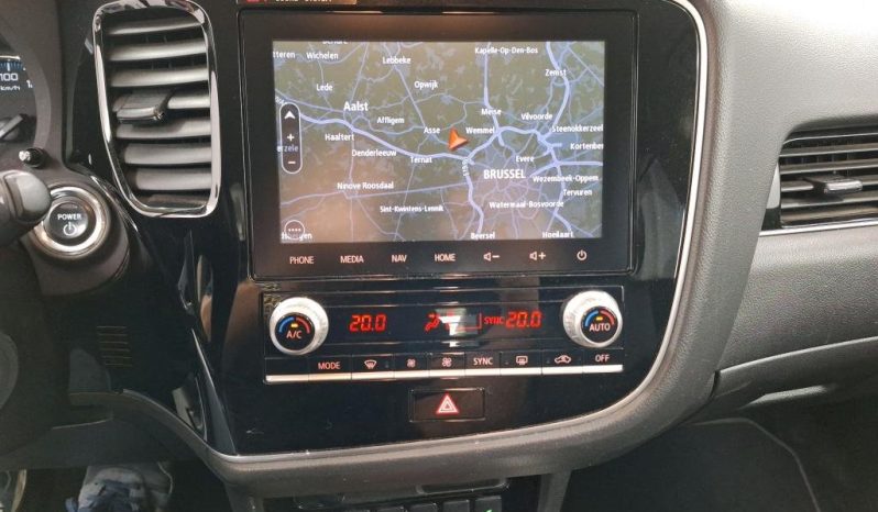 
								Mitsubishi Outlander 2.4i Business – Tracțiune integrală – Hibrid – Automatic – 135 hp – 181.940 km full									