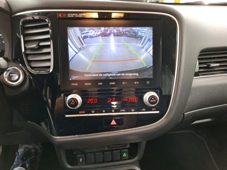 
								Mitsubishi Outlander 2.4i Business – Tracțiune integrală – Hibrid – Automatic – 135 hp – 181.940 km full									