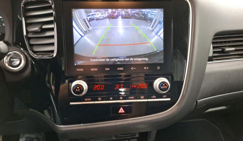 
								Mitsubishi Outlander 2.4i Business – Tracțiune integrală – Hibrid – Automatic – 135 hp – 181.940 km full									