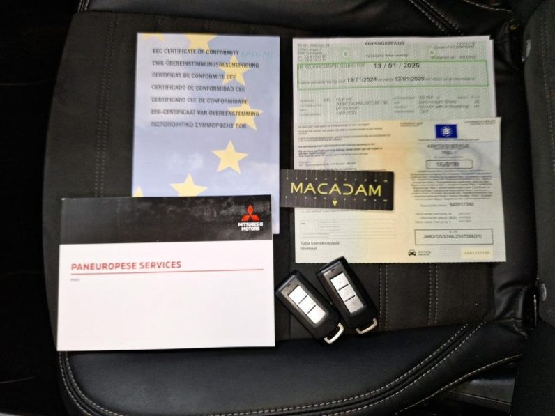 
								Mitsubishi Outlander 2.4i Business – Tracțiune integrală – Hibrid – Automatic – 135 hp – 181.940 km full									