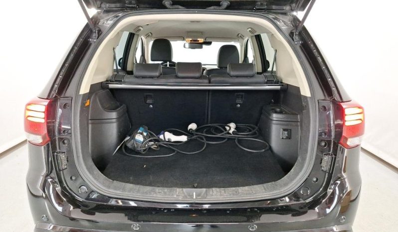 
								Mitsubishi Outlander 2.4i Business – Tracțiune integrală – Hibrid – Automatic – 135 hp – 181.940 km full									